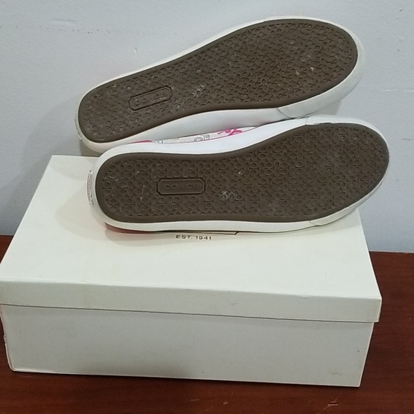 Coach women's Barrett ppy grff heart sneakers - Picture 12 of 16